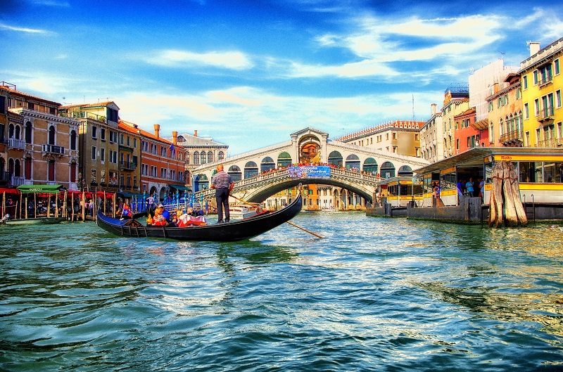 10 Interesting Facts About Rialto Bridge