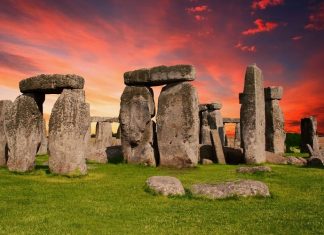 Top 10 Interesting Facts About Stonehenge