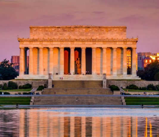 Top 10 Interesting Facts About the Lincoln Memorial