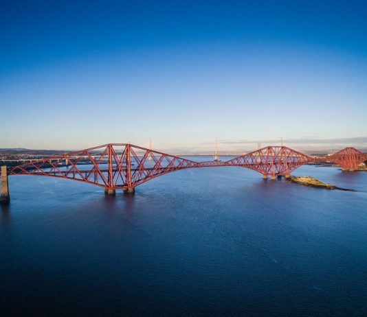 Top Interesting Facts about Forth Bridge